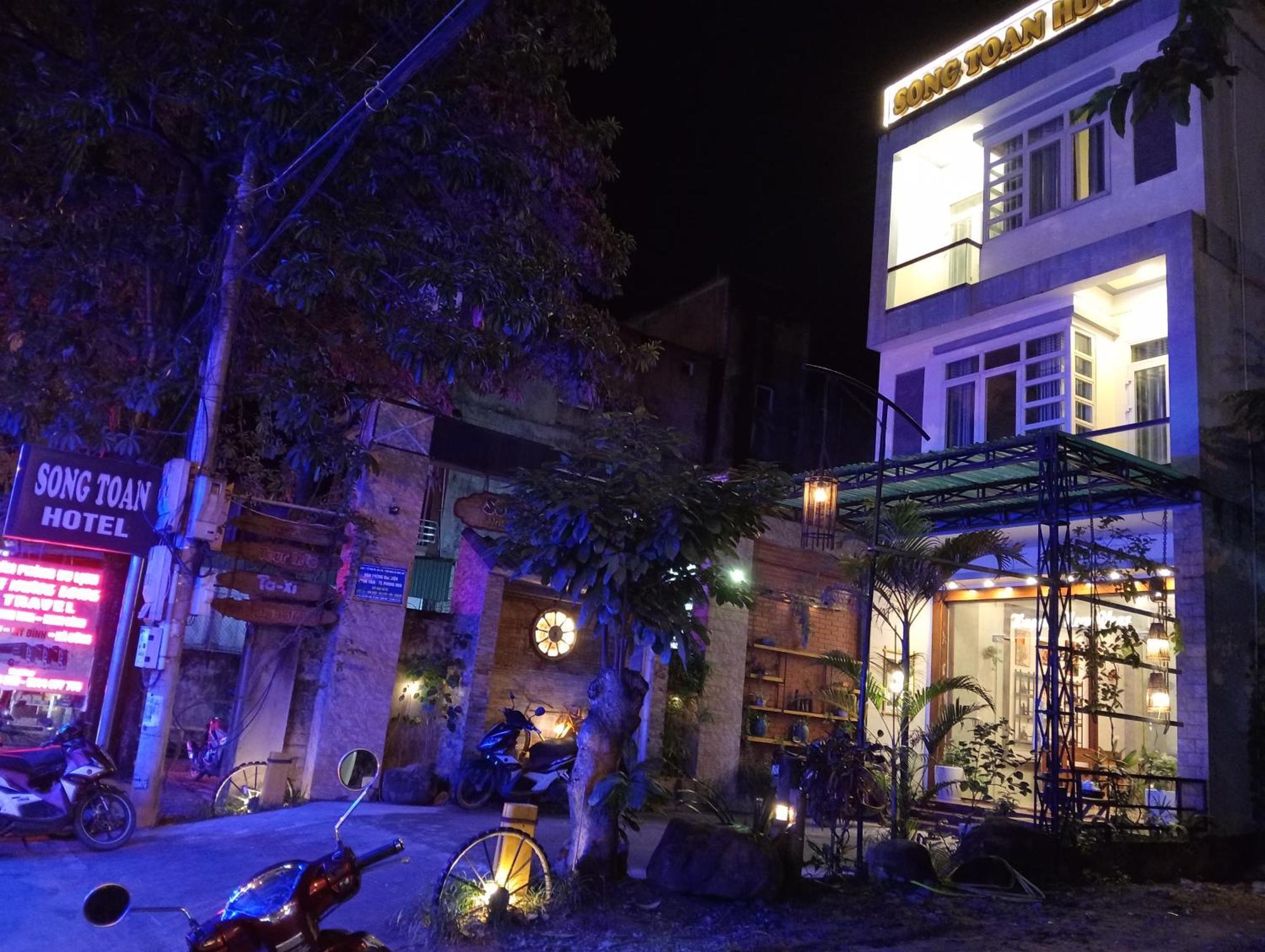 Song Toan Hotel Phong Nha Eksteriør bilde